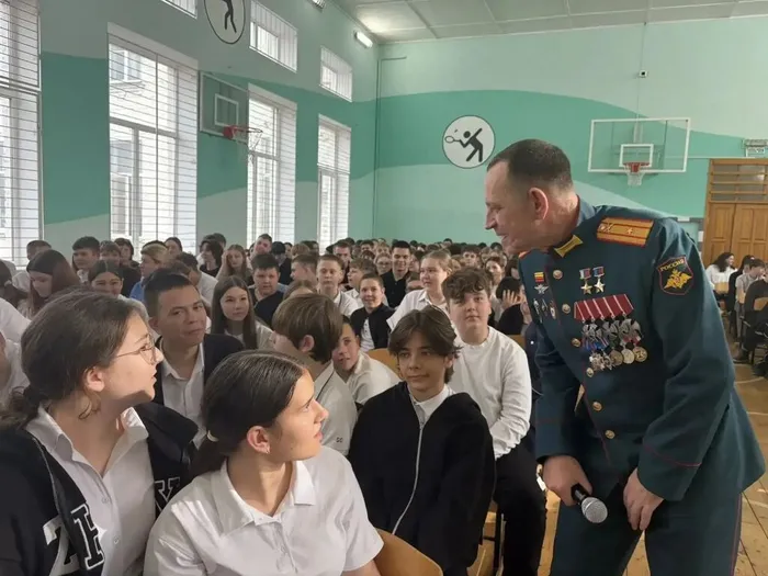 photo_5258052543663771892_y